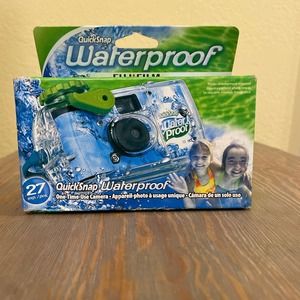 Quick Snap Waterproof FujiFilm 27 Exposure One Time Use